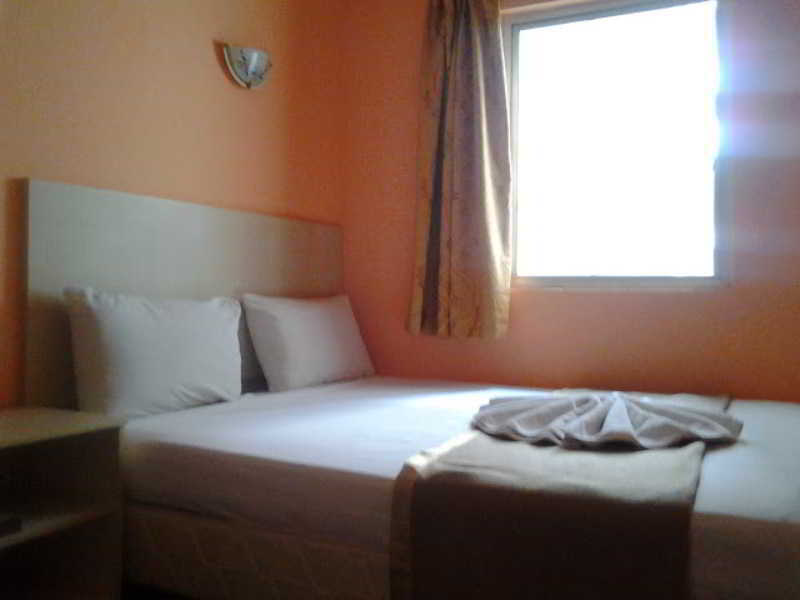 קואלה לומפור Hotel Star Castle מראה חיצוני תמונה